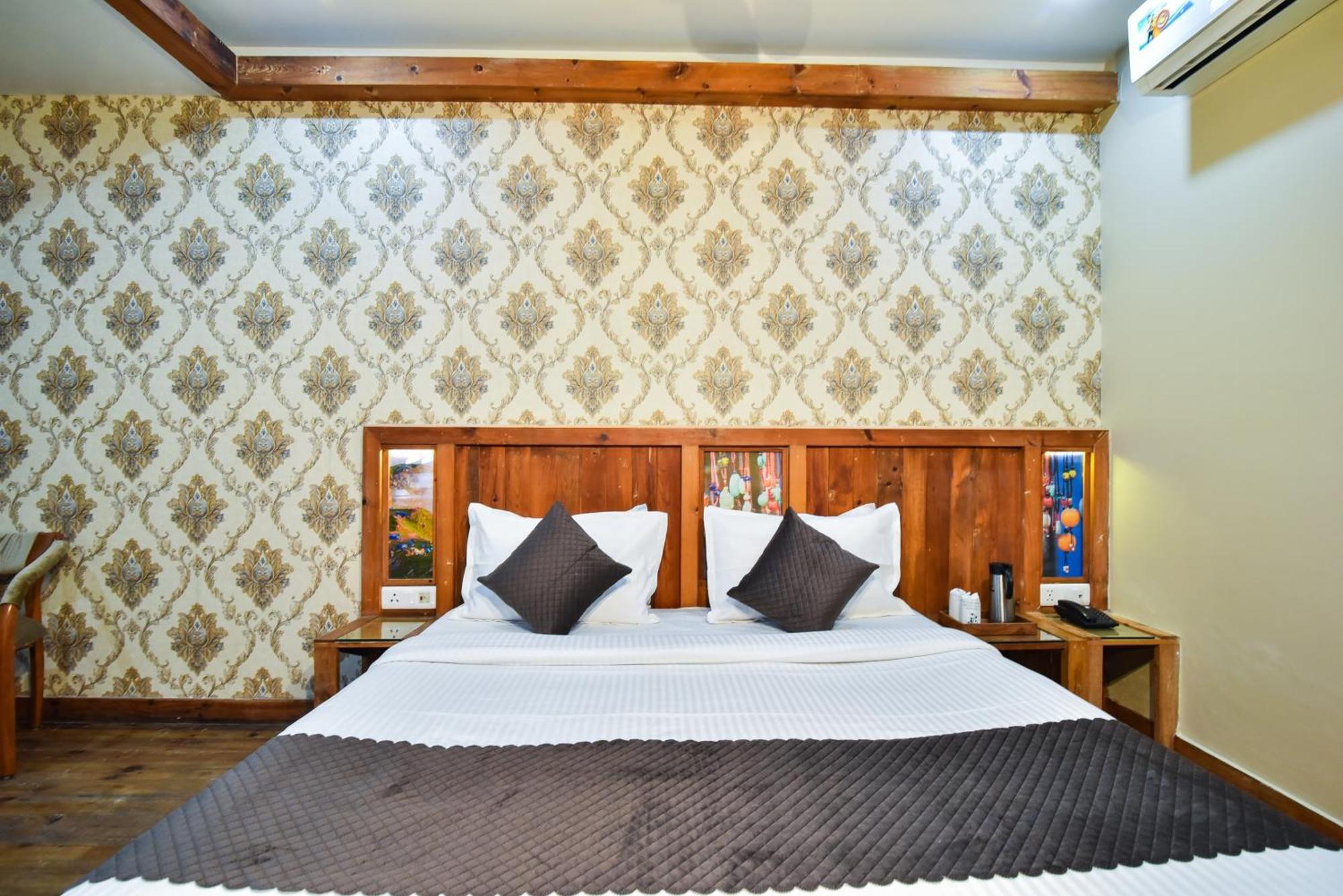 D'S Casa- A Unique Spanish Boutique House МакЛеод Ганж Екстериор снимка